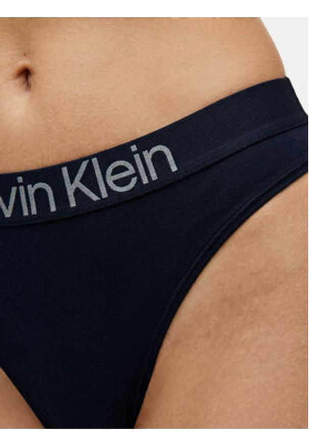 Calvin Klein Underwear Stringi LV00QD5292 Granatowy. Kolor: niebieski. Materiał: bawełna