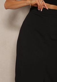 Renee - Czarna Spódnica Trapezowa Xelea. Kolor: czarny. Styl: elegancki #5