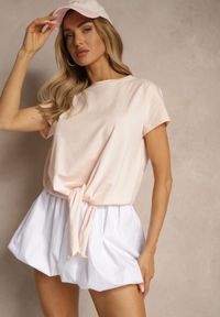 Renee - Jasnoróżowy Bawełniany T-shirt Wiązany u Dołu Sunalina. Okazja: na co dzień. Kolor: różowy. Materiał: bawełna. Styl: casual