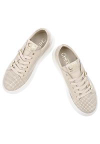 CheBello - Beżowe Sneakersy Chebello Stylowe Obuwie Damskie. Okazja: na co dzień. Zapięcie: sznurówki. Kolor: beżowy. Materiał: skóra. Szerokość cholewki: normalna. Sport: turystyka piesza #4
