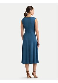 Lauren Ralph Lauren Sukienka codzienna 250872090009 Niebieski Regular Fit. Okazja: na co dzień. Kolor: niebieski. Materiał: syntetyk. Typ sukienki: proste. Styl: casual