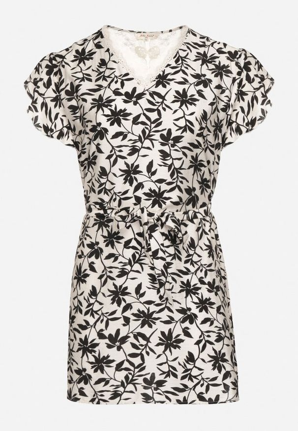 Born2be - Czarna Sukienka Wiązana Paskiem w Talii z Koronką Tolamira. Okazja: na co dzień. Typ kołnierza: dekolt w serek. Kolor: czarny. Materiał: koronka. Długość rękawa: krótki rękaw. Wzór: koronka. Typ sukienki: oversize. Styl: elegancki, casual