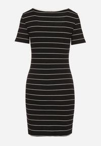 Born2be - Czarna Bawełniana Sukienka w Paski o Dopasowanym Kroju Tiamirene. Okazja: na co dzień. Kolor: czarny. Materiał: bawełna. Wzór: paski. Typ sukienki: proste. Styl: casual, klasyczny #7