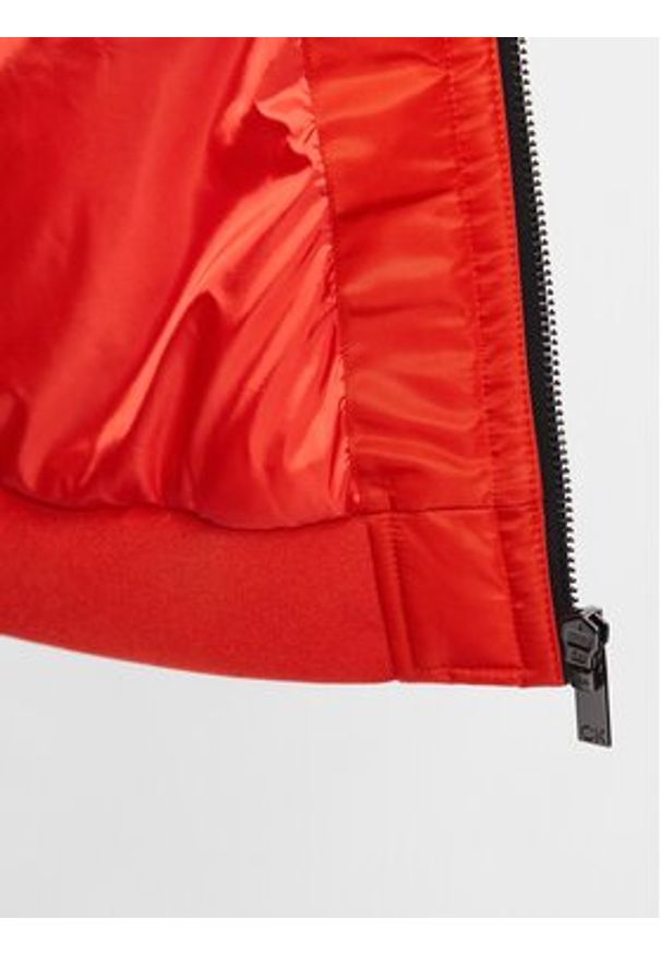 Calvin Klein Kurtka bomber Hero K10K109907 Pomarańczowy Regular Fit. Kolor: pomarańczowy. Materiał: syntetyk