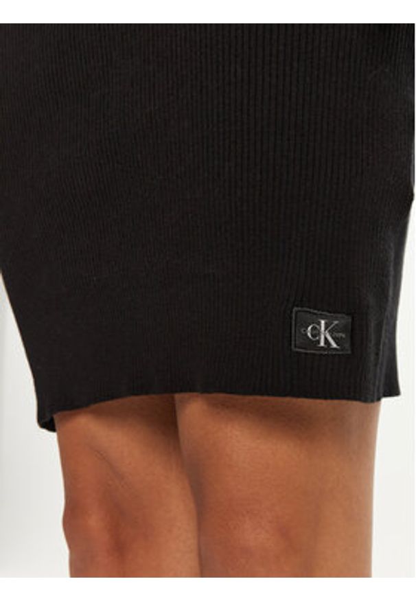 Calvin Klein Jeans Sukienka dzianinowa J20J224150 Czarny Slim Fit. Kolor: czarny. Materiał: syntetyk, bawełna