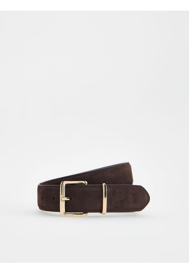 Reserved - Zamszowy pasek z klamrą - ciemnobrązowy. Kolor: brązowy. Materiał: zamsz