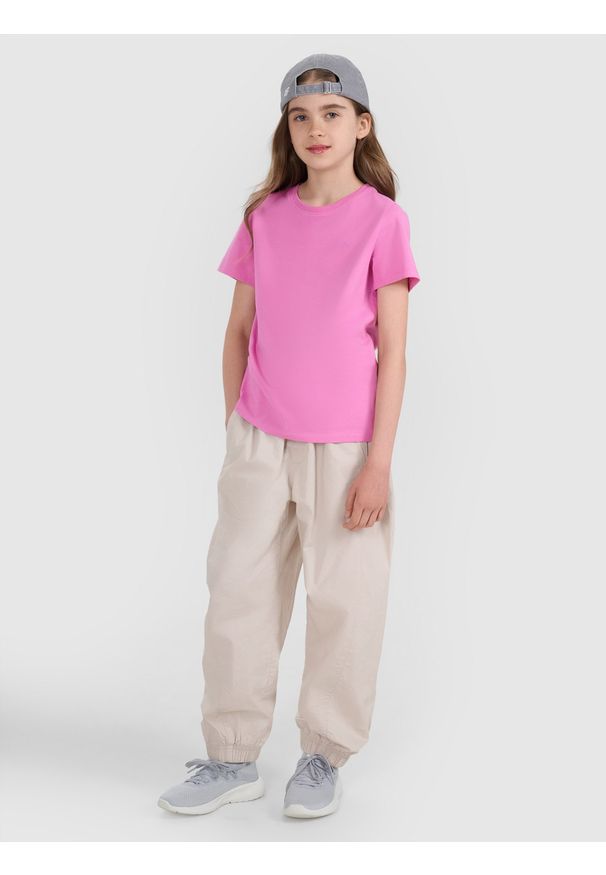 4f - 4F T-shirt regular gładki dziewczęcy - różowa 152 (11-12 lat). Okazja: na co dzień. Kolor: różowy. Materiał: bawełna, materiał, jersey. Długość rękawa: krótki rękaw. Długość: krótkie. Wzór: gładki. Sezon: lato. Styl: klasyczny, młodzieżowy, sportowy, casual