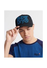 Stylowa czapka z daszkiem męska Superdry Lineman Trucker. Kolor: czarny. Materiał: bawełna. Styl: elegancki