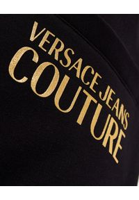 Versace Jeans Couture - VERSACE JEANS COUTURE - Czarne spodnie dresowe z logo. Kolor: czarny. Materiał: dresówka