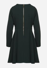 Born2be - Ciemnozielona Elegancka Sukienka o Rozkloszowanym Kroju Temitonia. Kolor: zielony. Długość rękawa: długi rękaw. Styl: elegancki #4