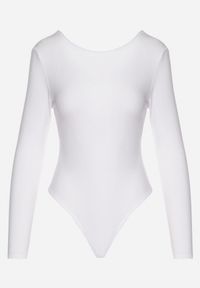 Born2be - Białe Body w Klasycznym Stylu Sadirise. Okazja: na co dzień. Kolor: biały. Długość rękawa: długi rękaw. Długość: długie. Styl: klasyczny