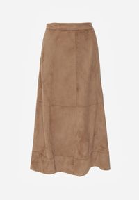 Born2be - Beżowa Rozkloszowana Spódnica z Imitacji Zamszu Basara. Okazja: na co dzień, na spotkanie biznesowe, do pracy. Kolor: beżowy. Materiał: zamsz. Styl: casual, biznesowy, elegancki, klasyczny #4