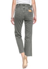 Wrangler - WRANGLER RETRO STRAIGHT GREY MULES W238RJ24R. Stan: podwyższony. Styl: retro