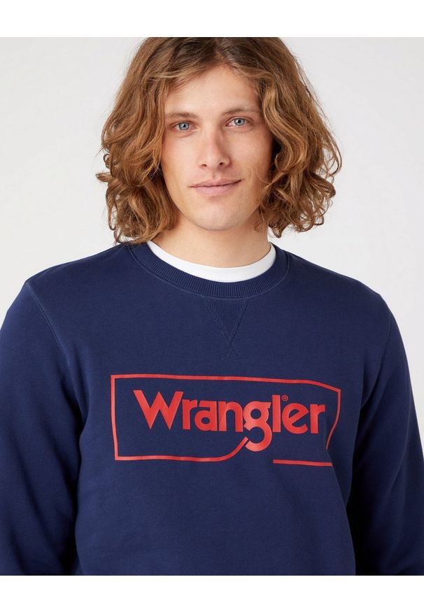 Wrangler - WRANGLER FRAME LOGO CREW MĘSKA BLUZA KLASYCZNA NADRUK NAVY W662HA114 112320240. Wzór: nadruk. Styl: klasyczny