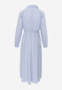 Born2be - Niebieska Koszulowa Sukienka z Wiskozy z Ozdobnym Marszczeniem w Talii Batena. Okazja: na co dzień, na spotkanie biznesowe, do pracy. Kolor: niebieski. Materiał: wiskoza. Typ sukienki: koszulowe. Styl: casual, biznesowy, elegancki, klasyczny #4