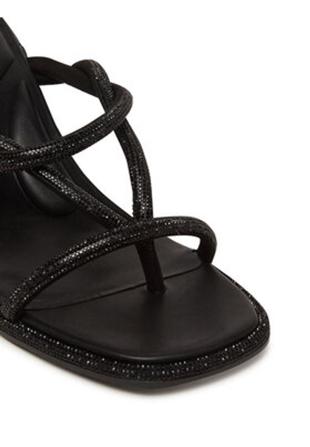 DKNY Japonki Labrini K1533958 Czarny. Kolor: czarny. Materiał: skóra