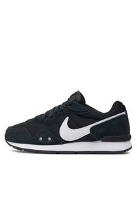 Nike Sneakersy Venture Runner CK2948 001 Czarny. Kolor: czarny. Materiał: materiał #5