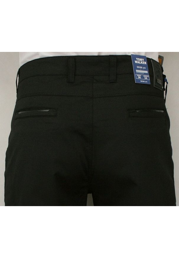 Tomy Walker - Męskie Spodnie, Chinosy, Klasyczne, Czarne. Kolor: czarny. Materiał: wiskoza, lycra, poliester. Styl: klasyczny