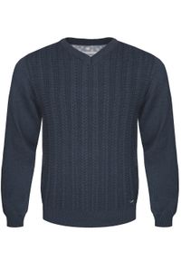 M. Lasota - polski producent - Niebieski sweter męski w serek z wełny merino SL03 Fabiano. Typ kołnierza: dekolt w serek. Kolor: niebieski. Materiał: wełna. Wzór: ze splotem, gładki. Styl: sportowy #1