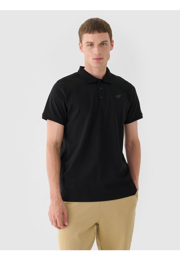 4f - 4F Koszulka polo regular męska - czarna M. Okazja: na co dzień. Typ kołnierza: polo. Kolor: czarny. Materiał: dzianina, jersey, bawełna. Wzór: gładki, ze splotem. Styl: casual, klasyczny, sportowy