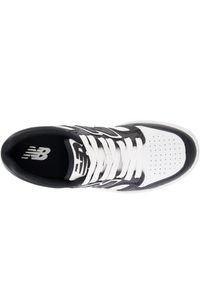 Buty dziecięce New Balance GSB480BW – czarne. Okazja: na uczelnię, na co dzień. Kolor: czarny. Materiał: skóra, materiał, syntetyk. Szerokość cholewki: normalna. Sport: turystyka piesza #4