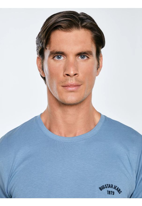 Big-Star - Koszulka męska bawełniana niebieska Vincer 401. Okazja: na co dzień. Kolor: niebieski. Materiał: bawełna. Wzór: haft. Styl: klasyczny, casual