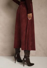 Renee - Bordowa Spódnica z Wiskozy z Bawełną z Imitacji Zamszu z Paskiem Oliweda. Okazja: na co dzień. Kolor: czerwony. Materiał: bawełna, wiskoza, zamsz. Styl: casual #3