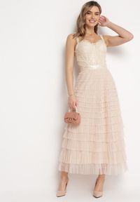Born2be - Jasnobeżowa Sukienka Maxi na Ramiączkach z Gorsetową Górą i Tiulowymi Falbanami Encartia. Typ kołnierza: dekolt gorset. Kolor: beżowy. Materiał: tiul. Długość rękawa: na ramiączkach. Typ sukienki: gorsetowe. Długość: maxi #3