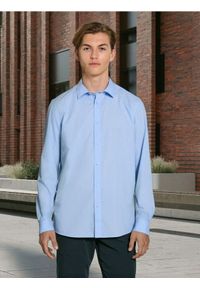 Sinsay - Koszula slim fit - błękitny. Kolor: niebieski