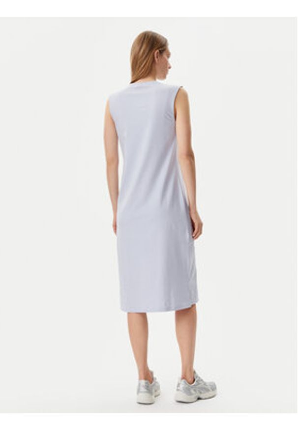 Puma Sukienka codzienna Ess 685643 Błękitny Slim Fit. Okazja: na co dzień. Kolor: niebieski. Materiał: bawełna. Typ sukienki: proste. Styl: casual