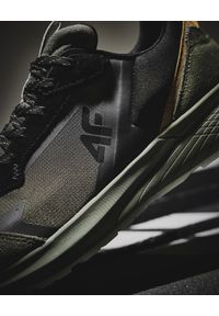 4f - Buty sneakersy ALL-YEAR z wkładką Ortholite Hybrid Plus męskie. Kolor: brązowy, oliwkowy, wielokolorowy. Materiał: guma, zamsz, nylon, materiał. Szerokość cholewki: normalna. Sport: turystyka piesza