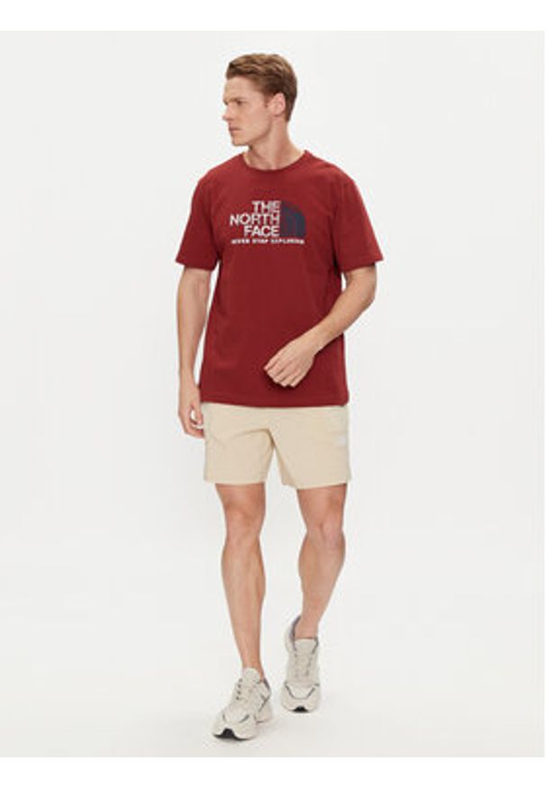The North Face T-Shirt Rust 2 NF0A87NW Czerwony Regular Fit. Kolor: czerwony. Materiał: bawełna