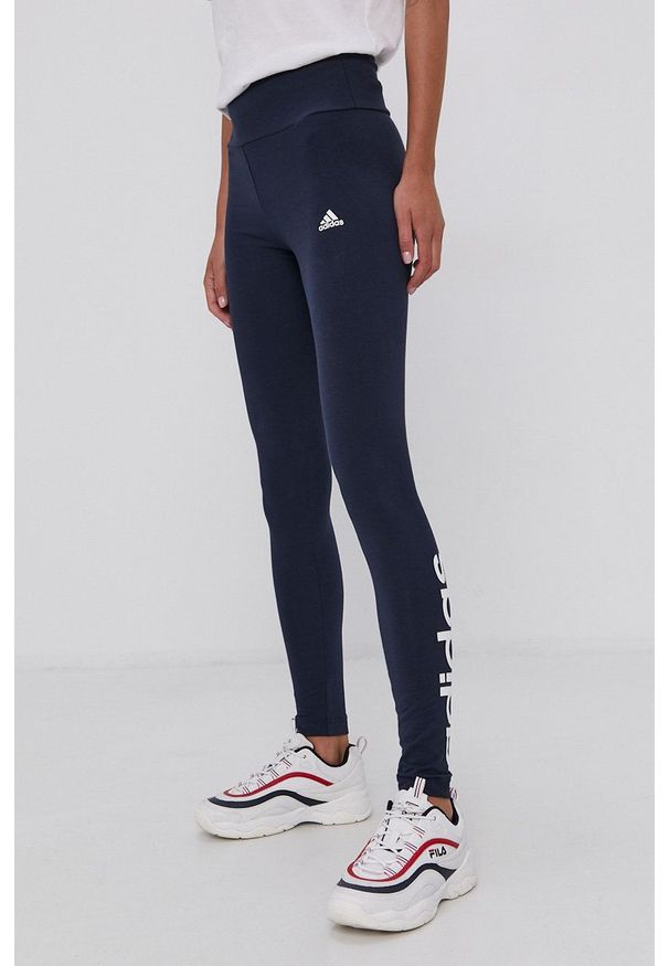 Adidas - adidas Legginsy H07781 damskie kolor granatowy z nadrukiem. Kolor: niebieski. Materiał: bawełna, dzianina. Wzór: nadruk