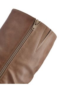 bonprix - Kozaki. Kolor: brązowy. Obcas: na obcasie. Wysokość obcasa: średni #3