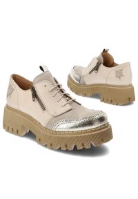 Beżowe Półbuty Maciejka Stylowe Obuwie Damskie. Okazja: na co dzień. Zapięcie: sznurówki. Kolor: beżowy. Materiał: materiał. Szerokość cholewki: normalna. Styl: elegancki #3