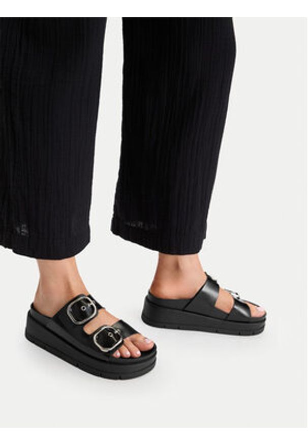 DeeZee Klapki CEO-HY62273-2 Czarny. Kolor: czarny. Materiał: materiał