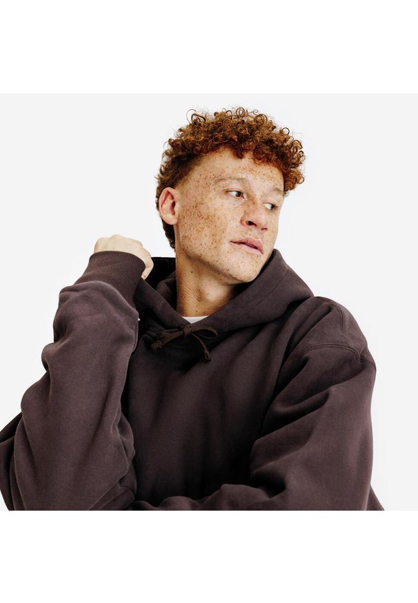 Decathlon - Bluza z kapturem męska Elementals. Typ kołnierza: kaptur. Kolor: brązowy. Materiał: poliester, elastan, tkanina, prążkowany, bawełna, materiał