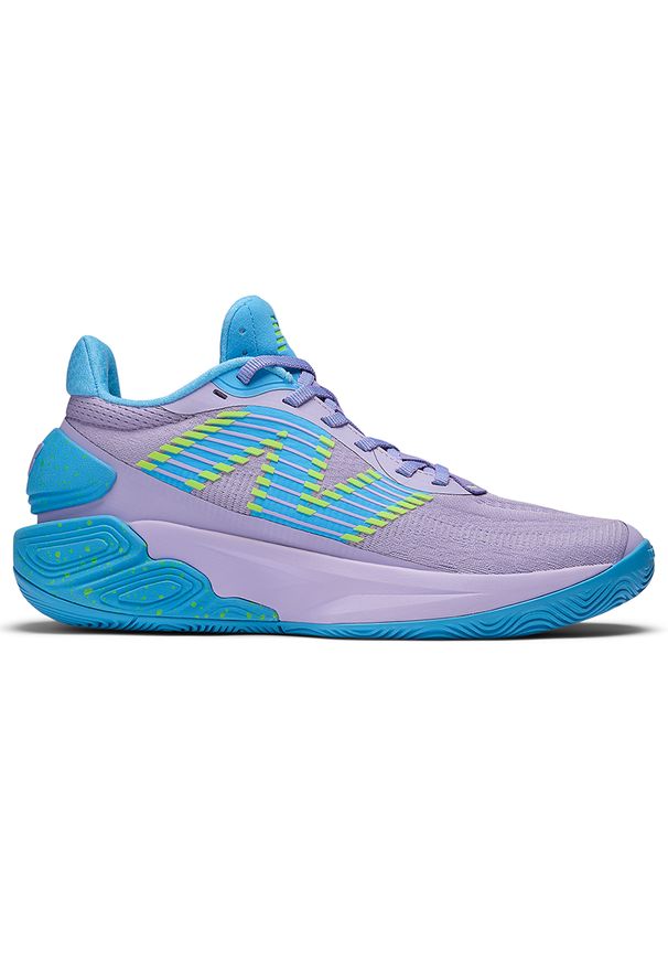 Buty męskie New Balance TWO WXY v5 BB2WYCG5 – fioletowe. Wysokość cholewki: przed kolano. Kolor: fioletowy. Materiał: materiał, syntetyk, guma. Szerokość cholewki: normalna. Sport: koszykówka, fitness, bieganie