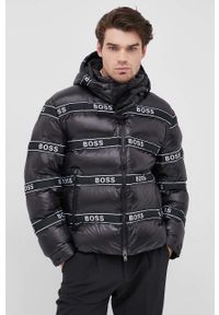 BOSS - Boss kurtka męska kolor czarny zimowa. Okazja: na co dzień. Kolor: czarny. Materiał: poliester. Sezon: zima. Styl: casual