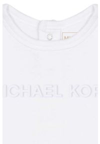 Michael Kors komplet bawełniany niemowlęcy kolor biały. Okazja: na co dzień. Kolor: biały. Materiał: bawełna. Długość: krótkie. Wzór: nadruk. Styl: casual #3