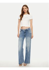 Guess T-Shirt W5RI68 KA0H1 Biały Regular Fit. Kolor: biały. Materiał: bawełna