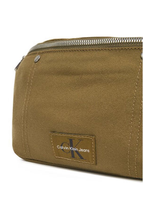 Calvin Klein Jeans Saszetka nerka Sport Essentials K50K512552 Brązowy. Kolor: brązowy. Materiał: materiał