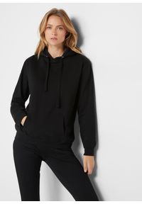 bonprix - Bluza z kapturem, z miękkiego materiału frotte. Typ kołnierza: kaptur. Kolor: czarny. Materiał: materiał. Styl: sportowy #1