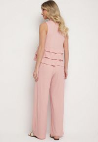 Born2be - Różowy Komplet Bluzka Bez Rękawów z Baskinką i Szerokie Spodnie Ulosinia. Kolor: różowy #6