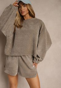 Renee - Ciemnobeżowy Basicowy Komplet Szorty i Bluza Novirissa. Kolor: beżowy. Materiał: tkanina #4