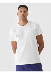 4f - 4F T-shirt regular z nadrukiem męski - biały S. Okazja: na co dzień. Kolor: biały. Materiał: dzianina, jersey, bawełna. Długość rękawa: krótki rękaw. Długość: krótkie. Wzór: nadruk. Styl: casual, klasyczny, sportowy #1