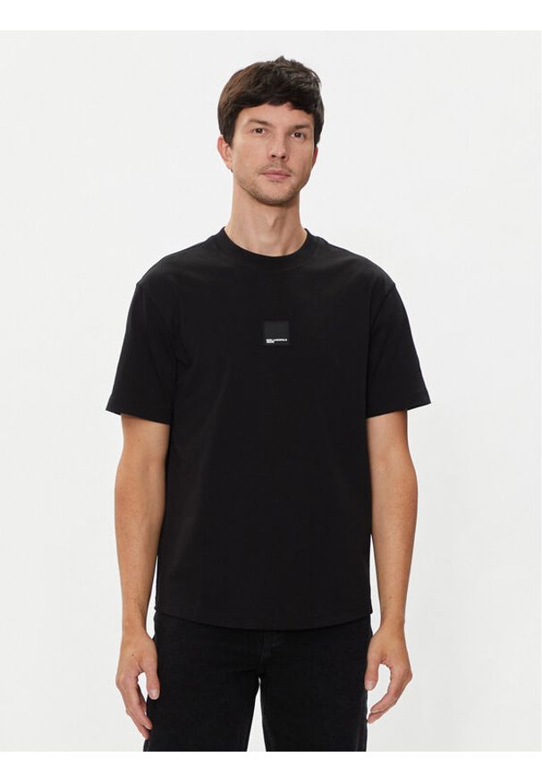 Karl Lagerfeld Jeans T-Shirt 245D1705 Czarny Regular Fit. Kolor: czarny. Materiał: bawełna