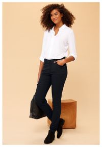 Bluzka shirtowa z plisą guzikową bonprix biały. Kolor: biały. Materiał: elastan, materiał, wiskoza #6