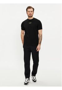 Karl Lagerfeld - KARL LAGERFELD T-Shirt 755080 542221 Czarny Regular Fit. Typ kołnierza: dekolt w karo. Kolor: czarny. Materiał: bawełna #3