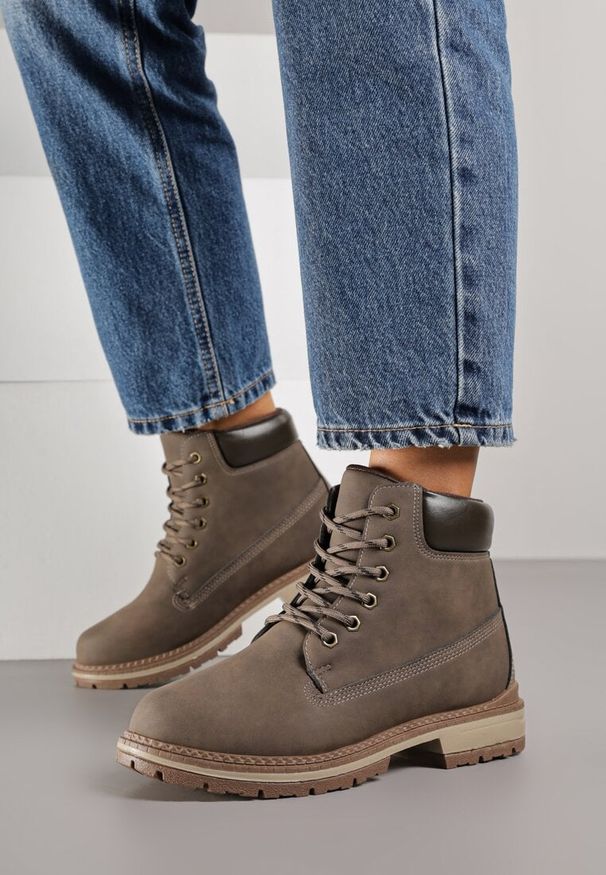 Born2be - Bordowe Klasyczne Botki Traperki ze Sznurowaną Cholewką Anevitte. Okazja: na co dzień, na spacer. Kolor: czerwony. Materiał: jeans, dzianina. Szerokość cholewki: normalna. Wzór: aplikacja. Styl: klasyczny